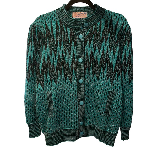 VINTAGE| NEW WANG KONG CO| WOMENS SWEATER| 22x25 1/2‎ - Picture 1 of 8